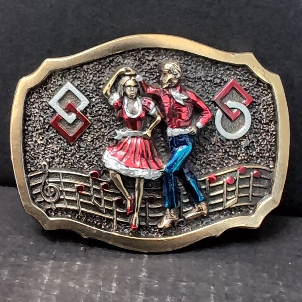 VGT, The Great American Buckle Co Western Couple Square Dancing, Serial # H1262.